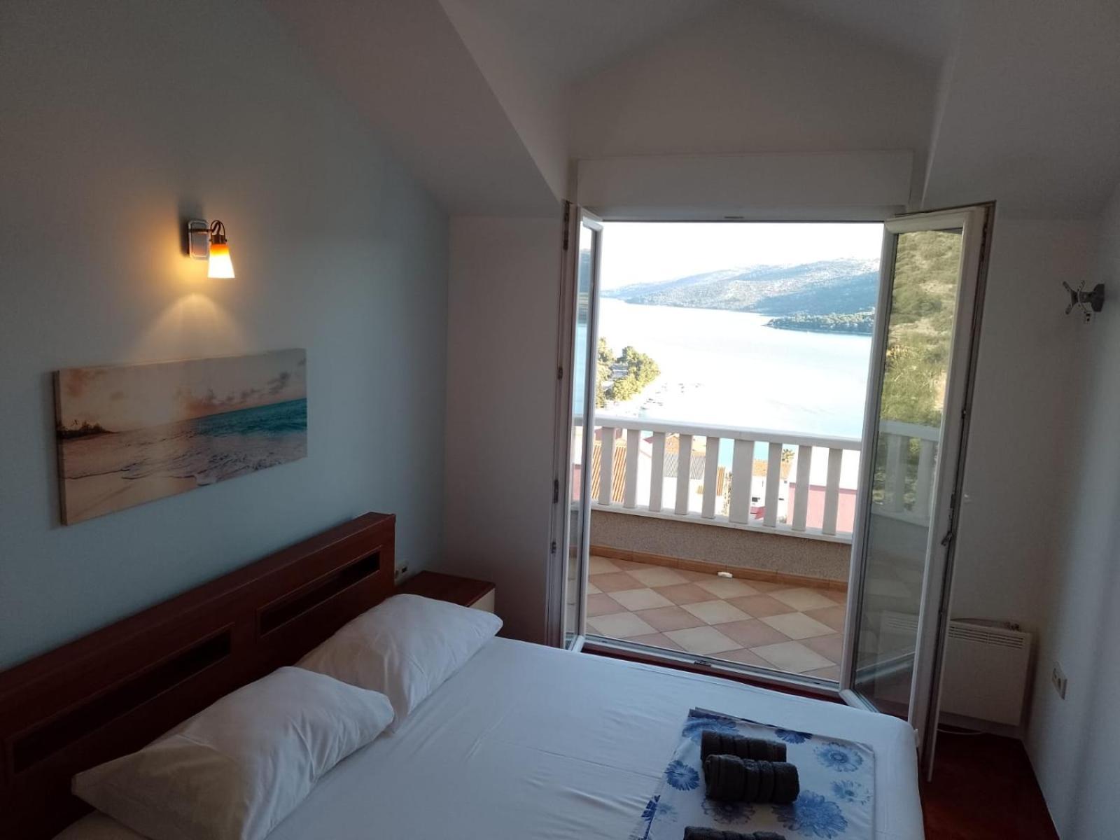 Apartments Silvije Marina Extérieur photo